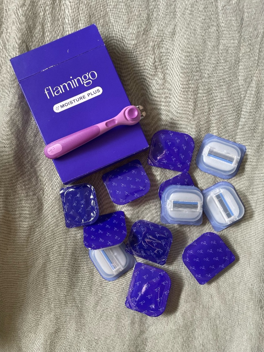Flamingo Razor Kit in Pink/Purple
